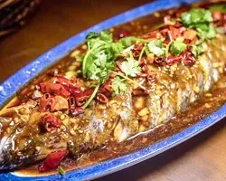 Steamed Seabass in Garlic Sauce 招牌蒜爆⻥ | Customer Photo | Peng Cheng Northern Jiangsu Cuisine | 彭城小厨